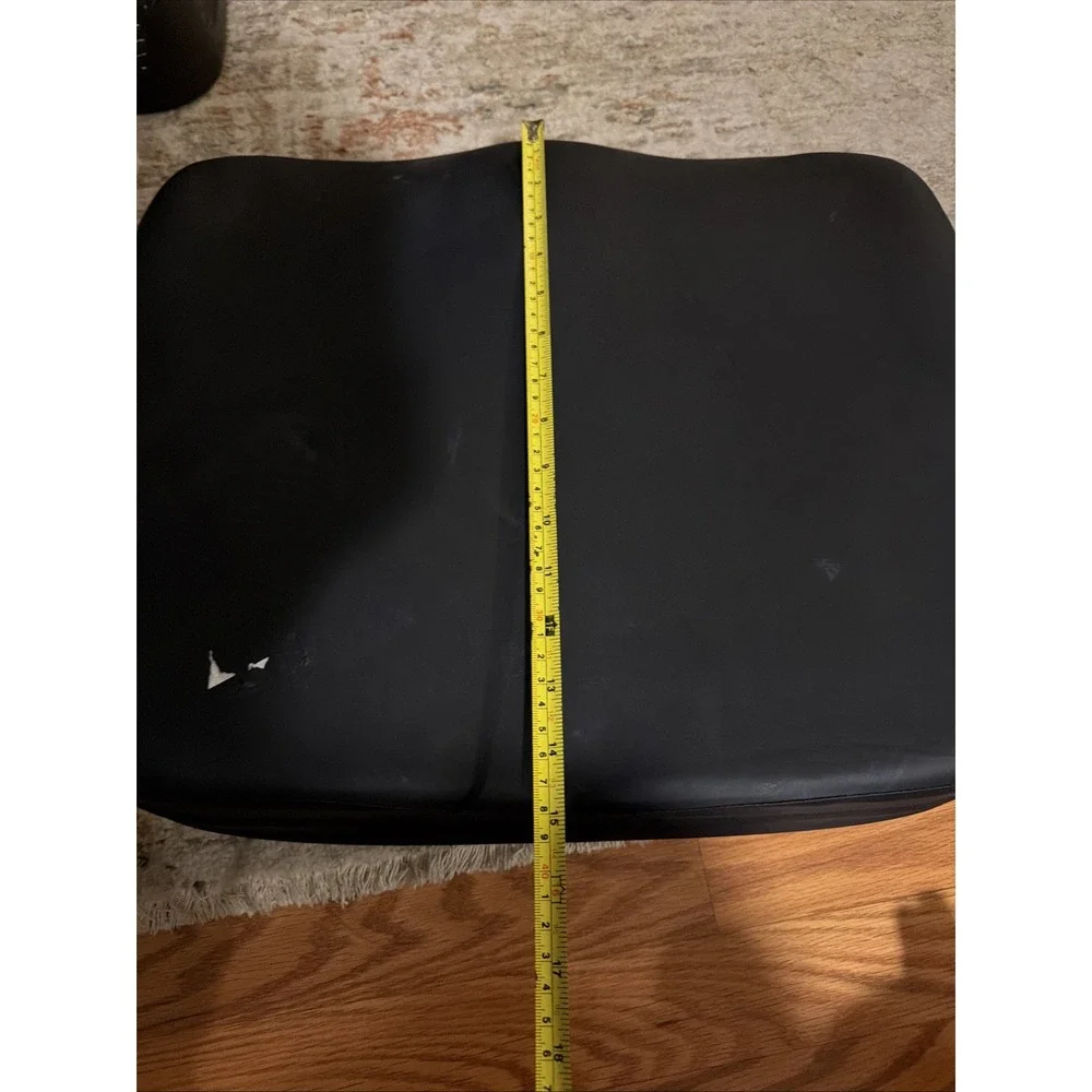 ROHO AIRLITE 18 X 15  X 4 WHEELCHAIR CUSHION GOOD CONDITION